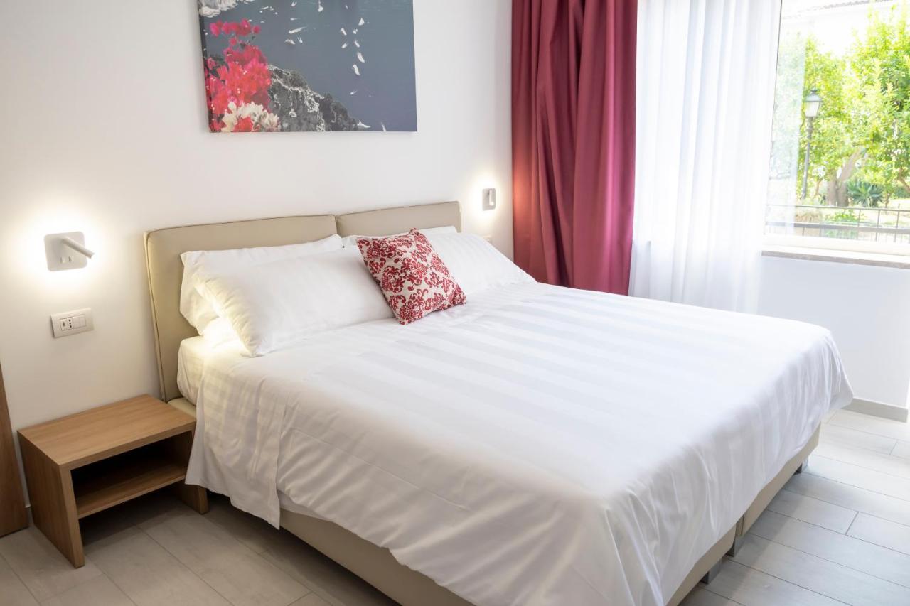 Casa Marino Hotel Соренто Екстериор снимка